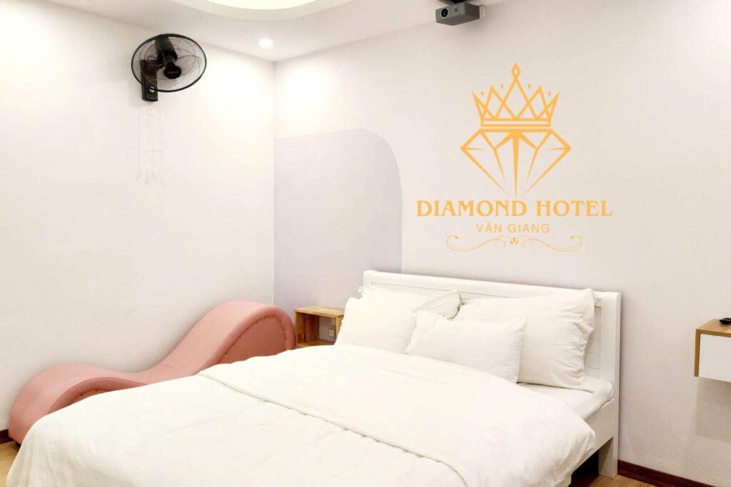 phong-nghi-gio-diamond-hotel